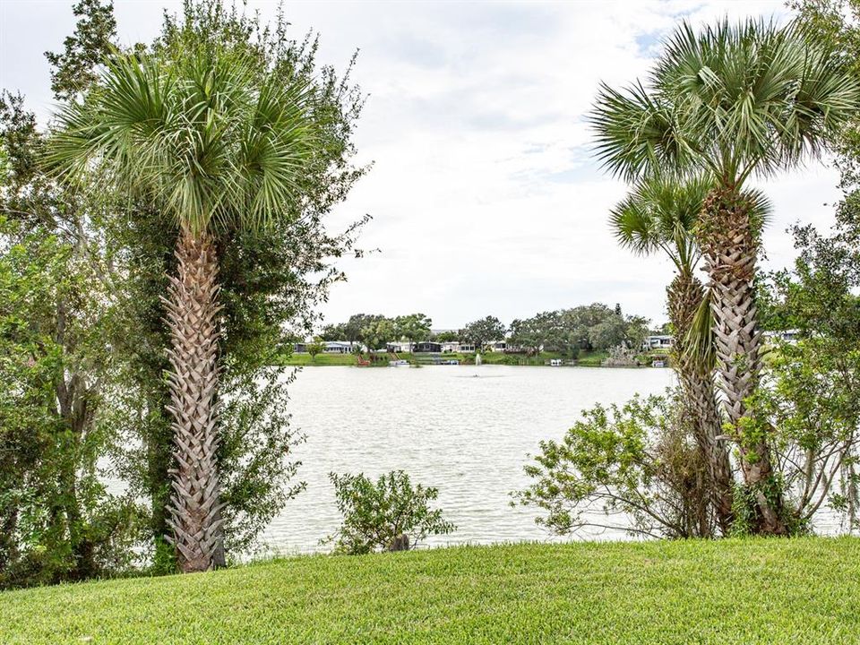 For Sale: $179,000 (2 beds, 2 baths, 1456 Square Feet)