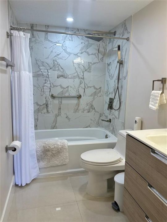 待售: $499,990 (2 贝兹, 2 浴室, 1275 平方英尺)
