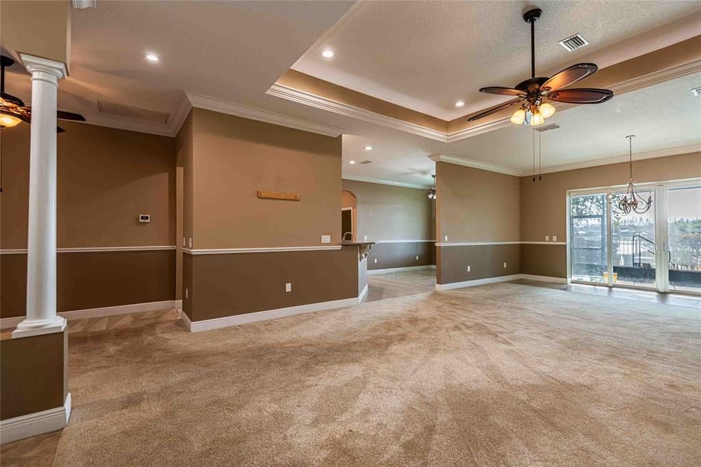 En Venta: $774,900 (3 camas, 2 baños, 2406 Pies cuadrados)