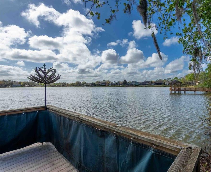 En Venta: $774,900 (3 camas, 2 baños, 2406 Pies cuadrados)