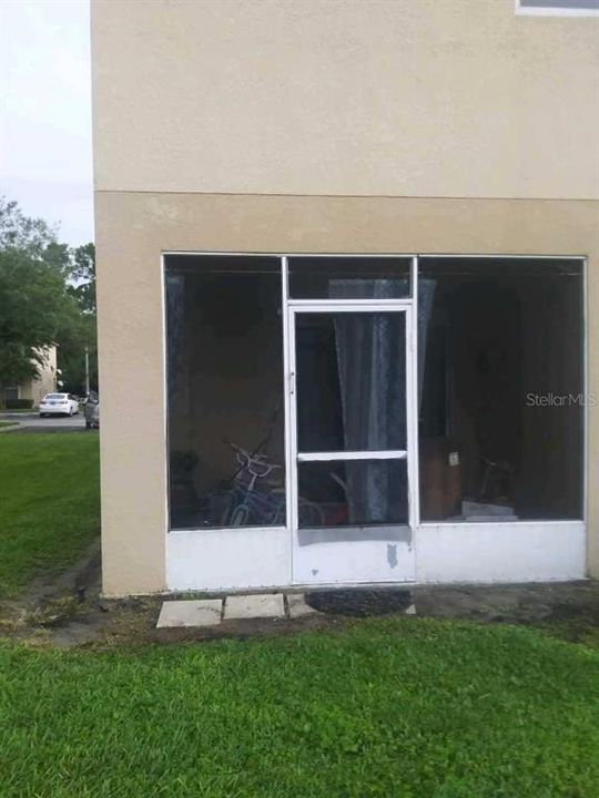 For Rent: $1,900 (3 beds, 2 baths, 1420 Square Feet)