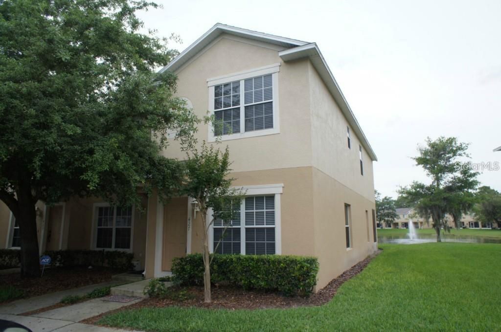 For Rent: $1,900 (3 beds, 2 baths, 1420 Square Feet)
