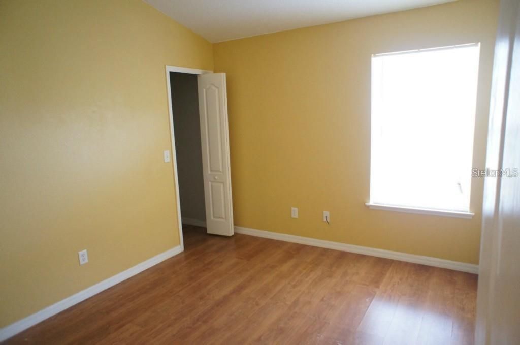 For Rent: $1,900 (3 beds, 2 baths, 1420 Square Feet)