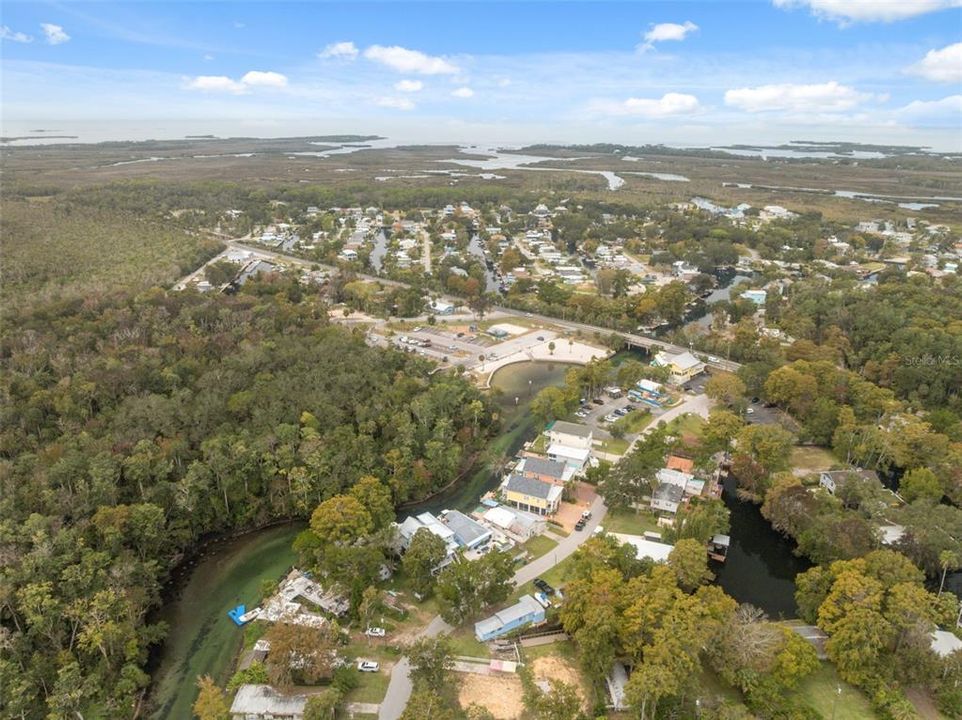 For Sale: $339,900 (2 beds, 1 baths, 552 Square Feet)