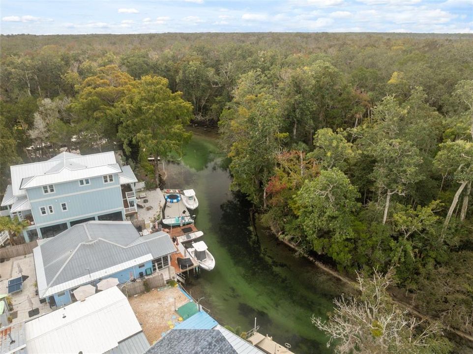 For Sale: $339,900 (2 beds, 1 baths, 552 Square Feet)