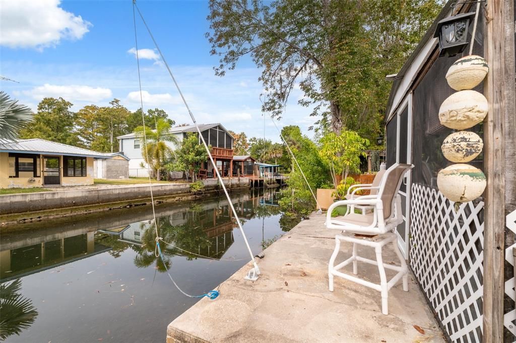 For Sale: $339,900 (2 beds, 1 baths, 552 Square Feet)