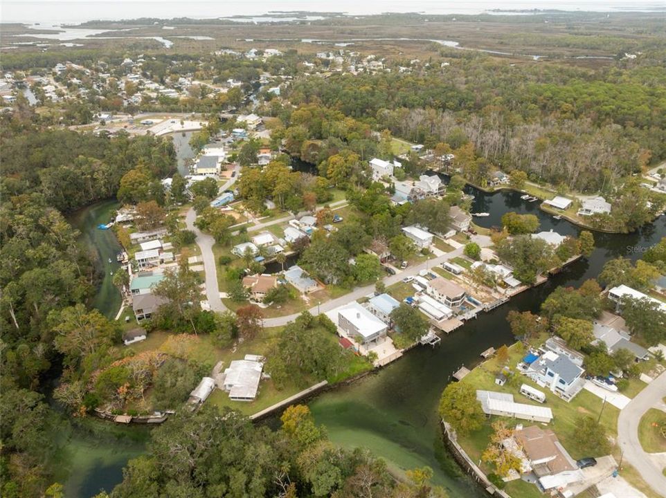 For Sale: $339,900 (2 beds, 1 baths, 552 Square Feet)