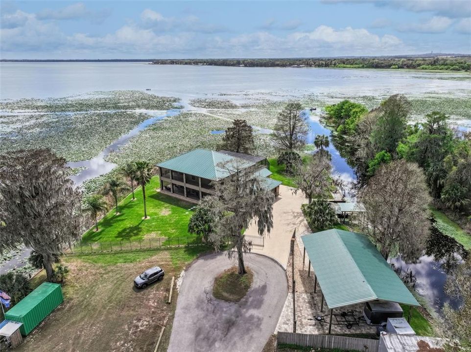 En Venta: $1,200,000 (3 camas, 2 baños, 2576 Pies cuadrados)