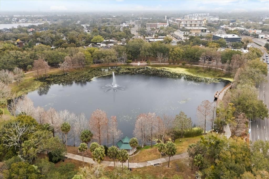 For Sale: $349,000 (2 beds, 1 baths, 816 Square Feet)