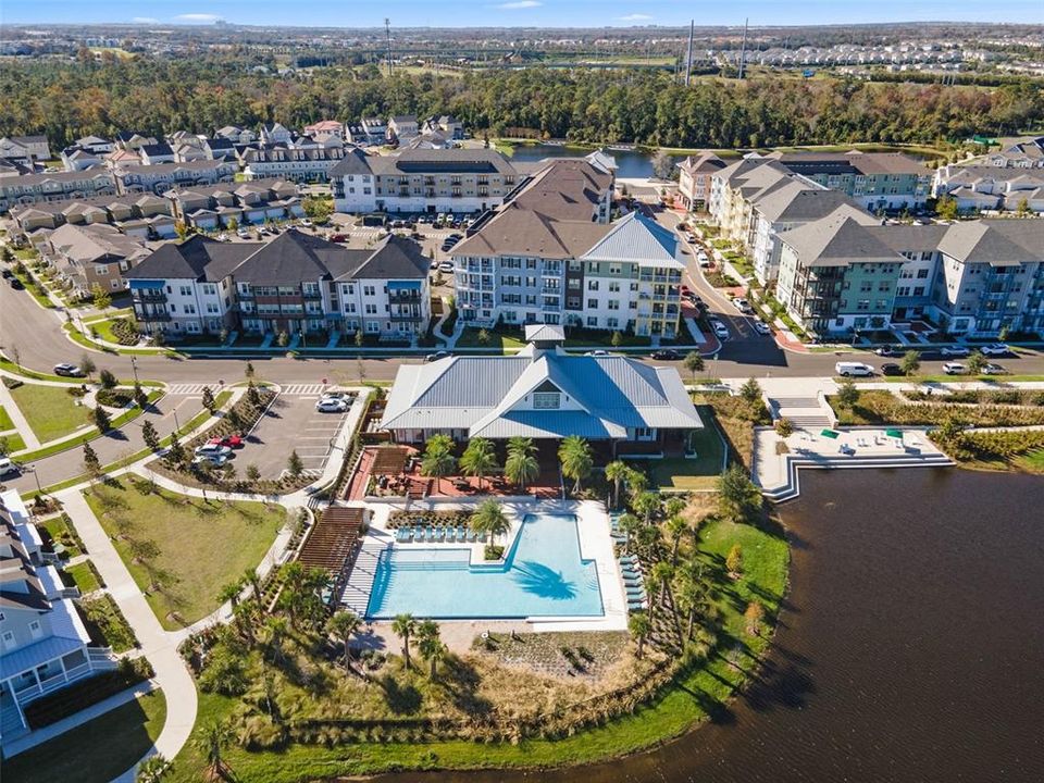 Active With Contract: $1,184,999 (6 beds, 4 baths, 3592 Square Feet)