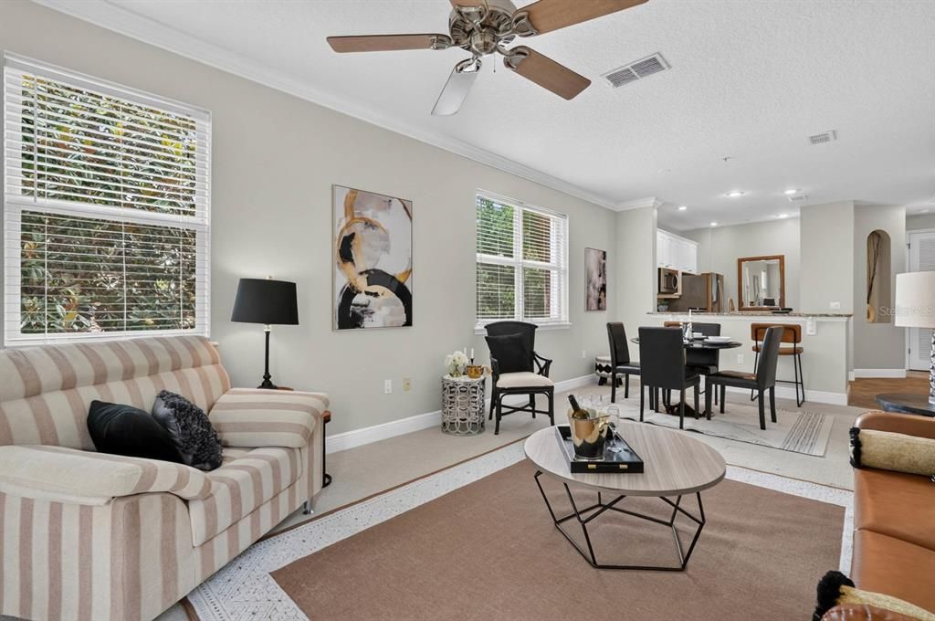 For Sale: $224,900 (2 beds, 2 baths, 1115 Square Feet)