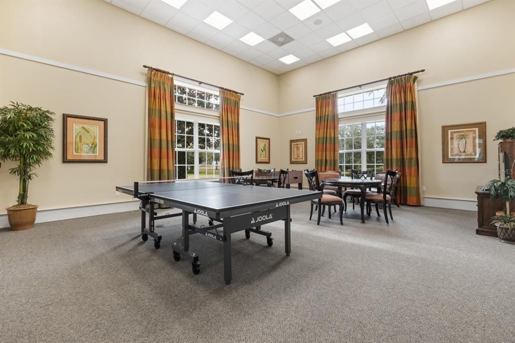 For Sale: $224,900 (2 beds, 2 baths, 1115 Square Feet)