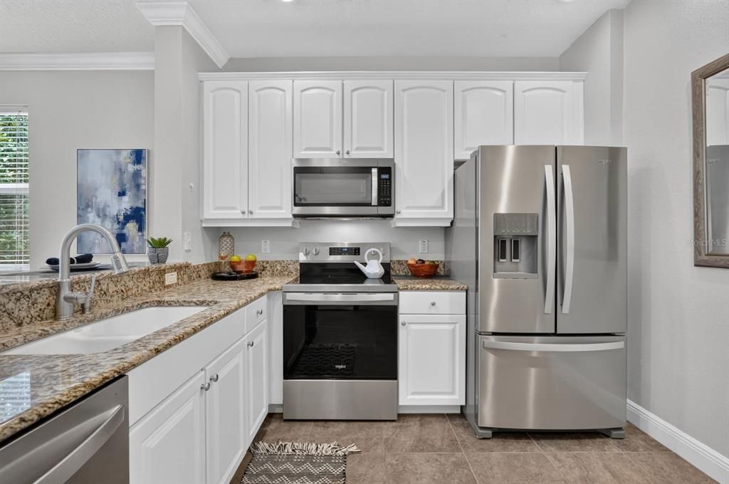 For Sale: $224,900 (2 beds, 2 baths, 1115 Square Feet)