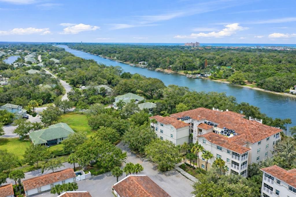 For Sale: $224,900 (2 beds, 2 baths, 1115 Square Feet)