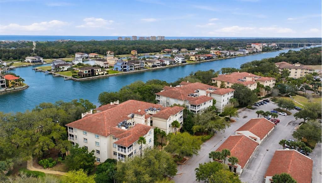 For Sale: $224,900 (2 beds, 2 baths, 1115 Square Feet)