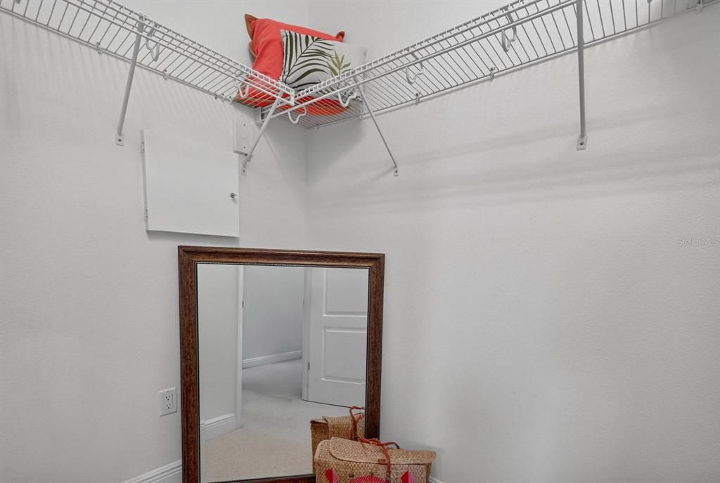 For Sale: $224,900 (2 beds, 2 baths, 1115 Square Feet)