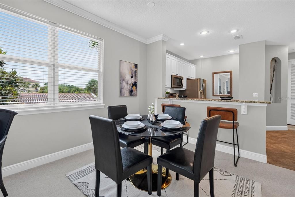 For Sale: $224,900 (2 beds, 2 baths, 1115 Square Feet)