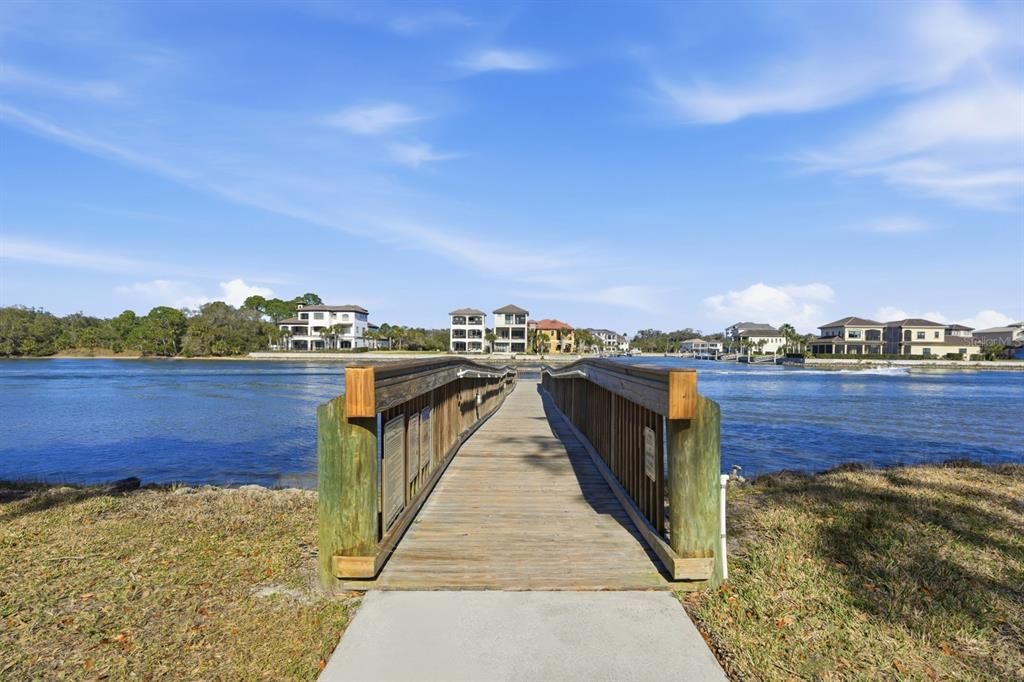For Sale: $224,900 (2 beds, 2 baths, 1115 Square Feet)
