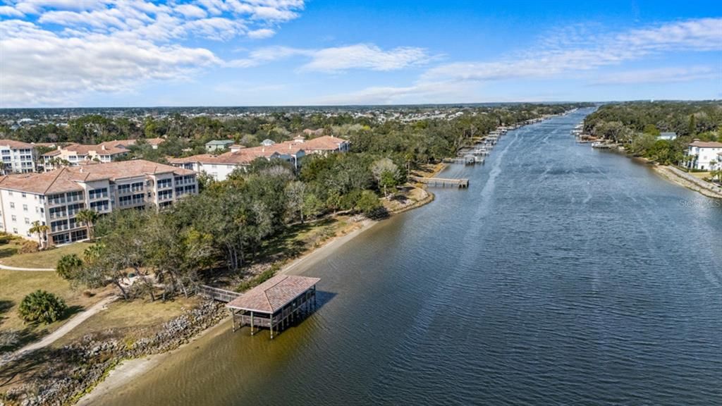 For Sale: $224,900 (2 beds, 2 baths, 1115 Square Feet)
