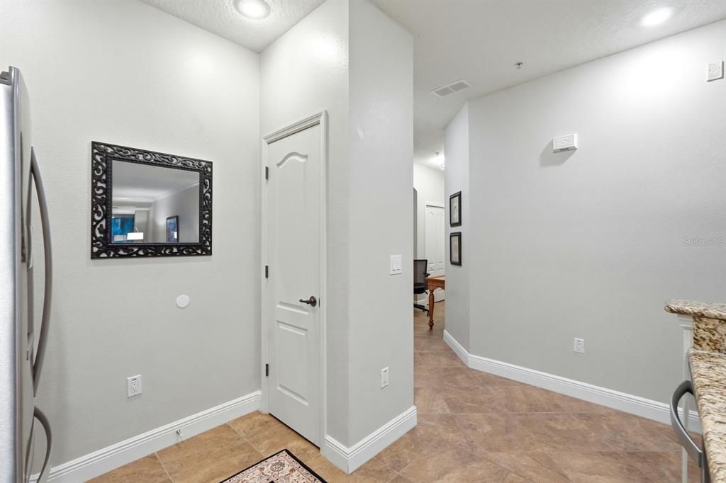 For Sale: $224,900 (2 beds, 2 baths, 1115 Square Feet)