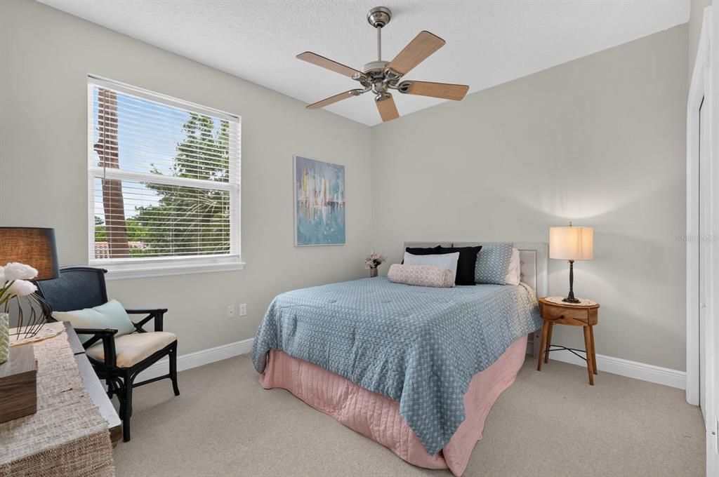 For Sale: $224,900 (2 beds, 2 baths, 1115 Square Feet)