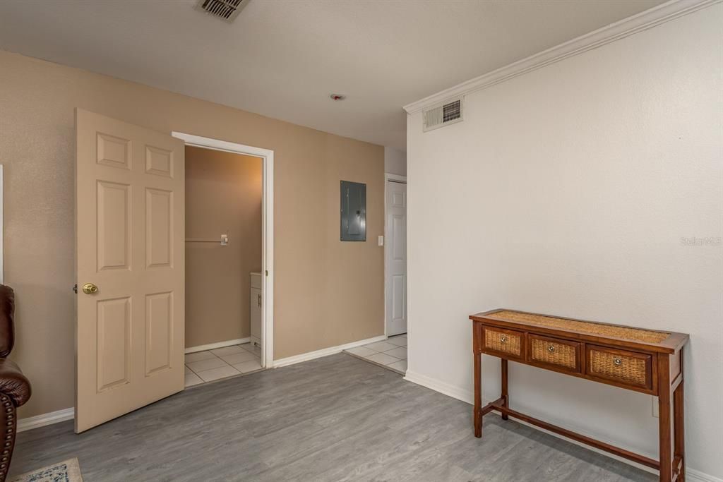 En Venta: $169,999 (2 camas, 1 baños, 1051 Pies cuadrados)