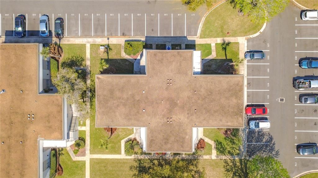 На продажу: $229,995 (2 спален, 2 ванн, 918 Квадратных фут)