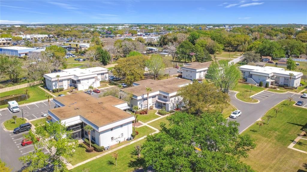 На продажу: $229,995 (2 спален, 2 ванн, 918 Квадратных фут)