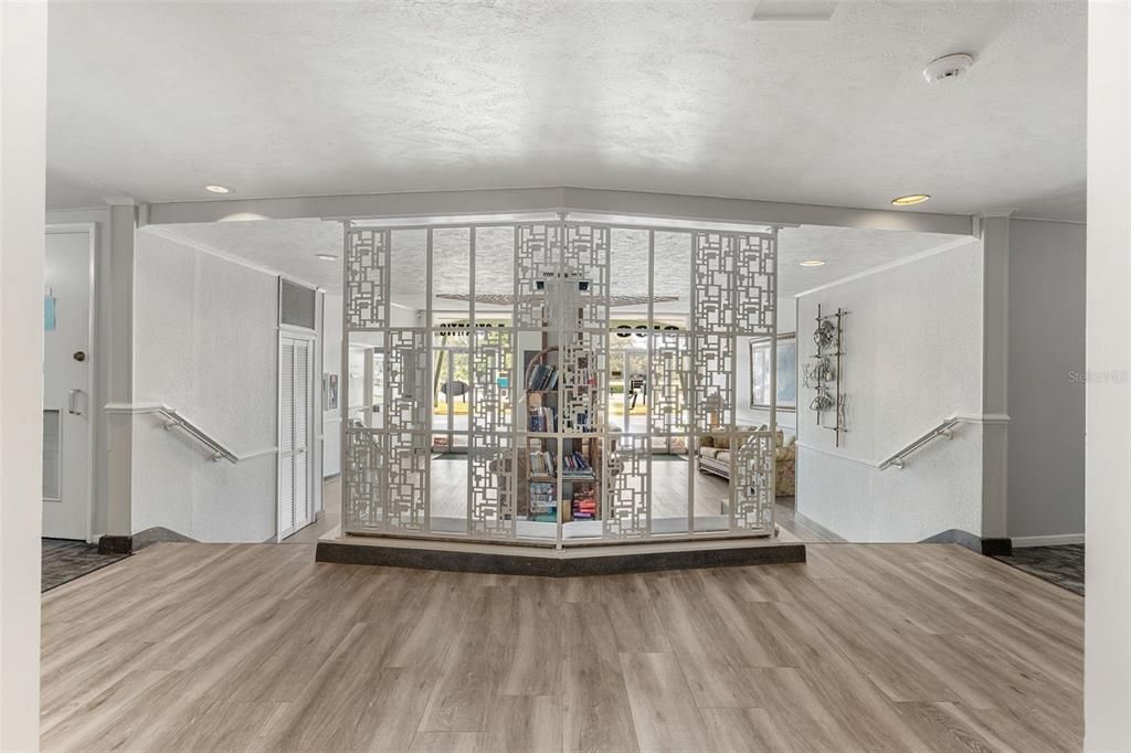 На продажу: $229,000 (1 спален, 1 ванн, 700 Квадратных фут)