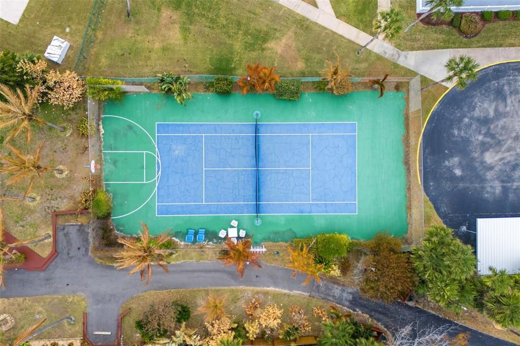 На продажу: $229,000 (1 спален, 1 ванн, 700 Квадратных фут)