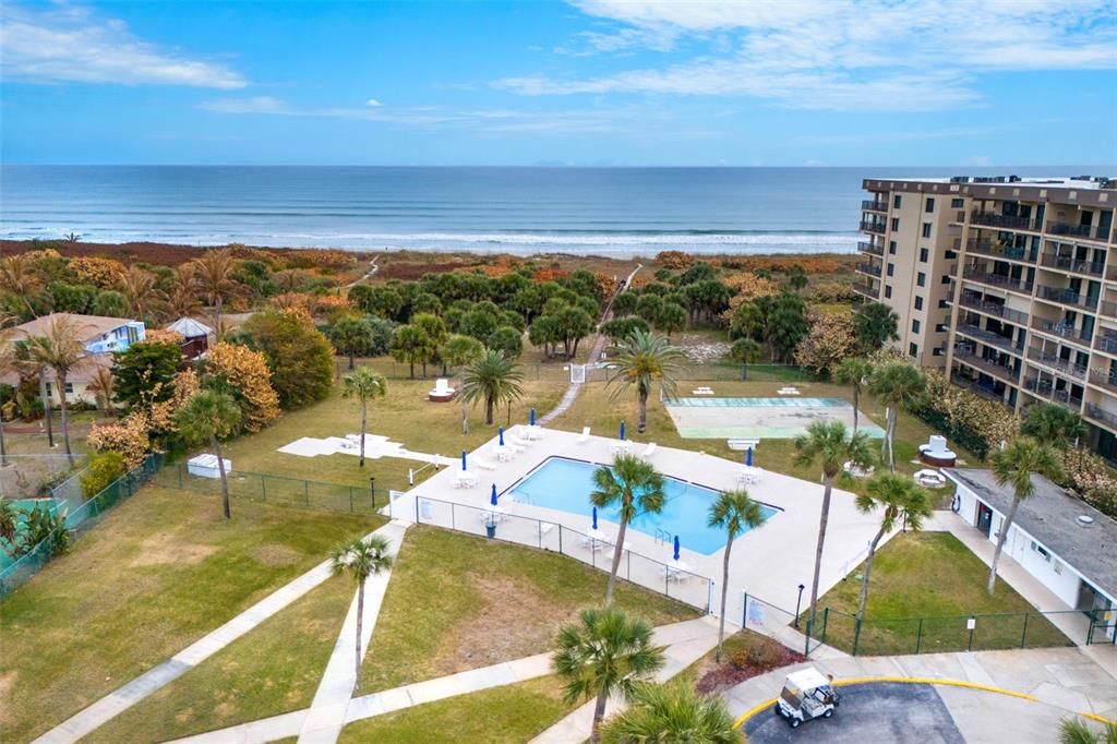 На продажу: $229,000 (1 спален, 1 ванн, 700 Квадратных фут)