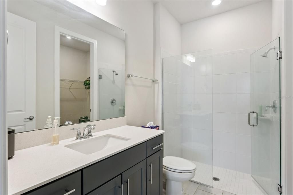 En Venta: $550,000 (5 camas, 4 baños, 3620 Pies cuadrados)