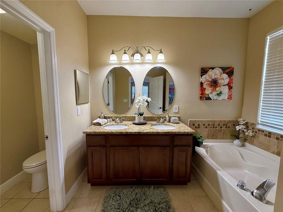 For Sale: $489,000 (4 beds, 2 baths, 3708 Square Feet)