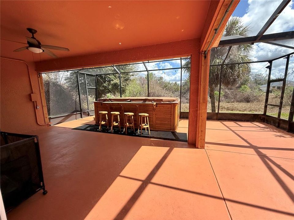 For Sale: $489,000 (4 beds, 2 baths, 3708 Square Feet)