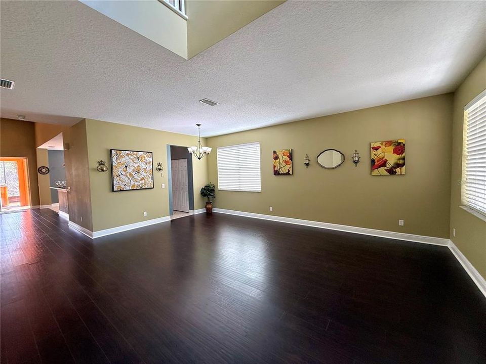 For Sale: $489,000 (4 beds, 2 baths, 3708 Square Feet)