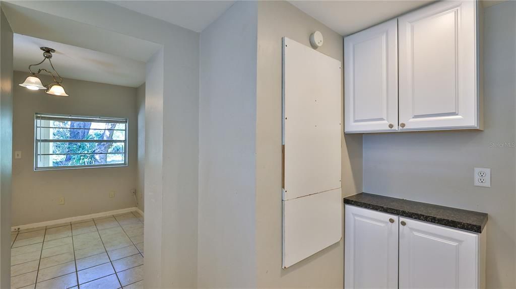 Active With Contract: $450,000 (2 beds, 2 baths, 1152 Square Feet)