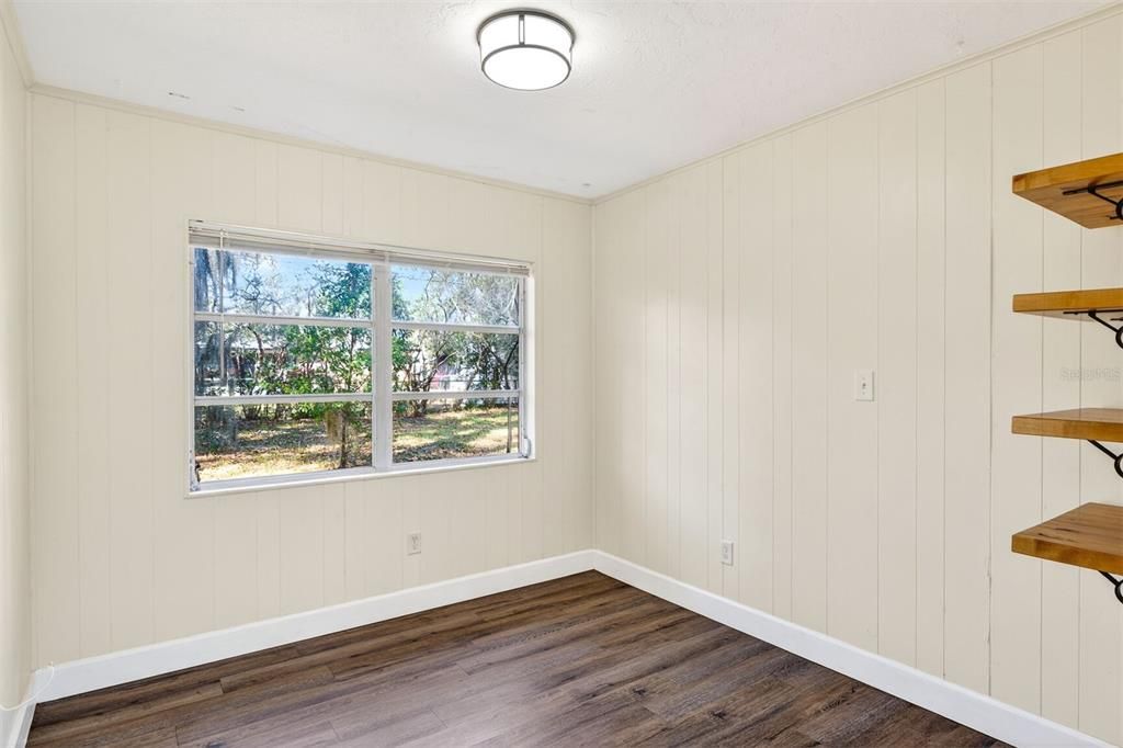 Active With Contract: $219,900 (3 beds, 1 baths, 1169 Square Feet)