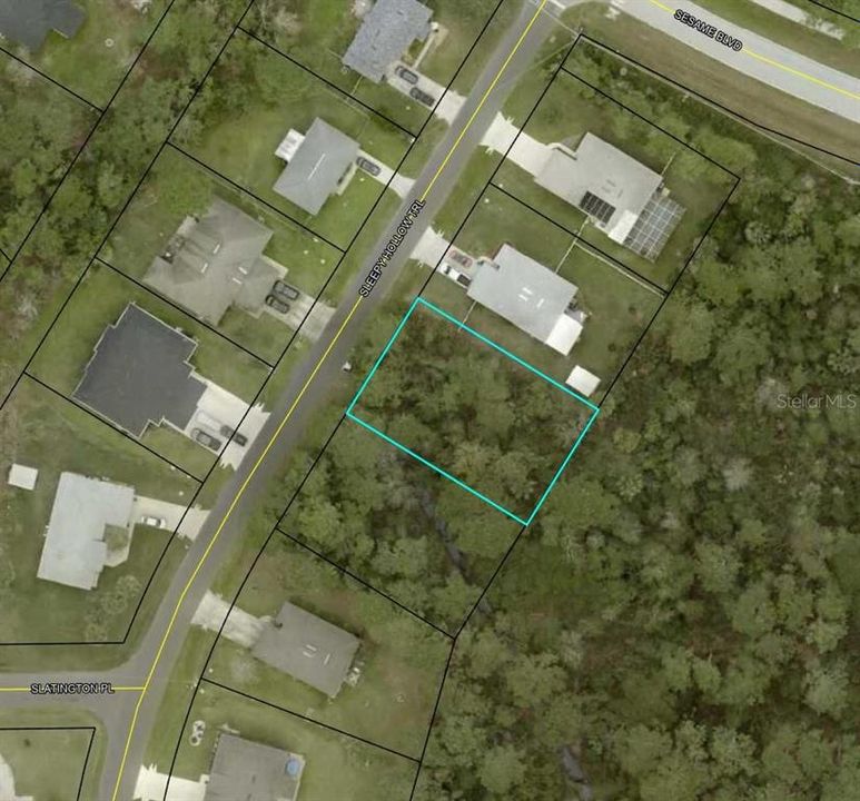 На продажу: $47,000 (0.23 acres)