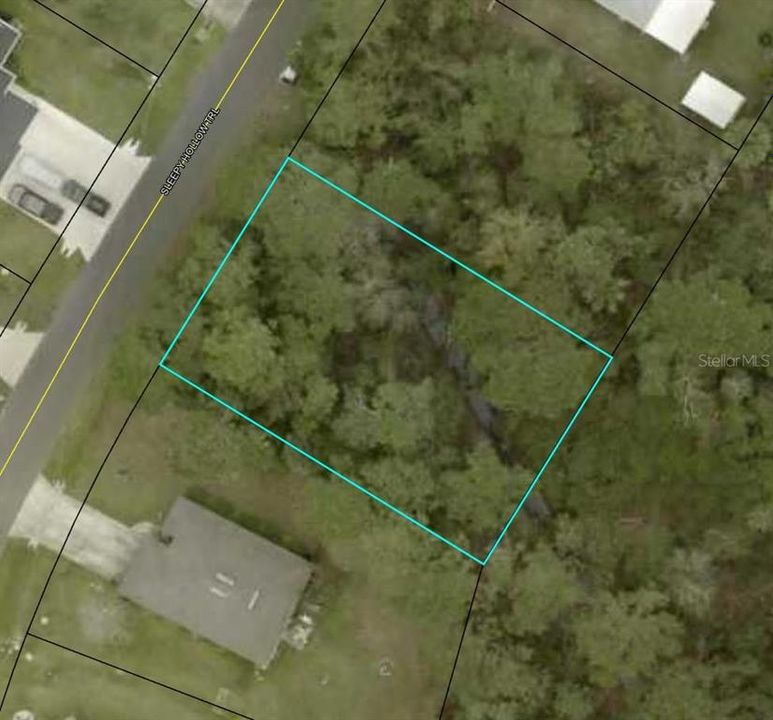 На продажу: $47,000 (0.23 acres)