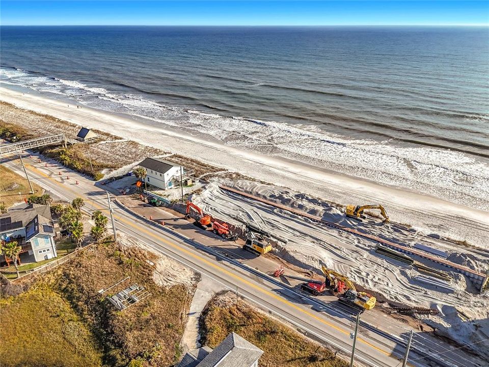 待售: $849,900 (0.32 acres)