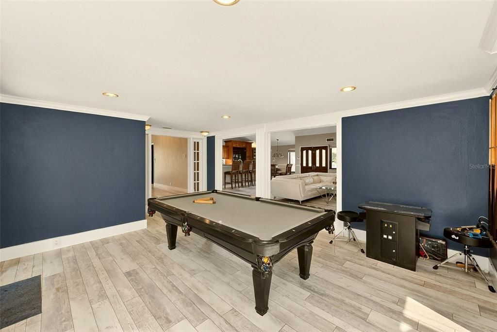 Activo con contrato: $1,390,000 (6 camas, 6 baños, 4922 Pies cuadrados)