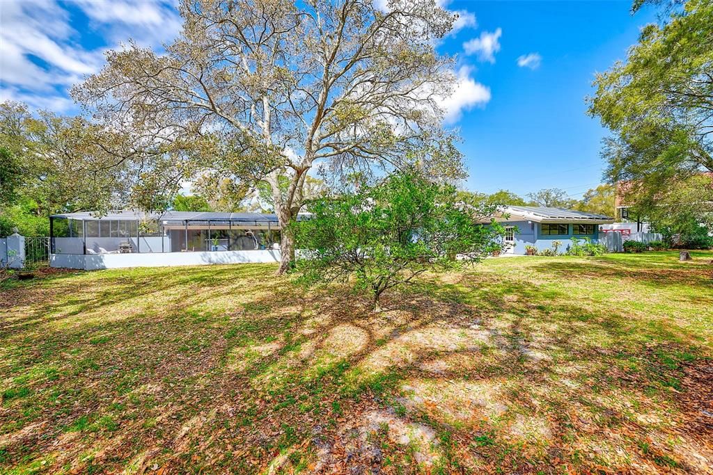 Activo con contrato: $1,390,000 (6 camas, 6 baños, 4922 Pies cuadrados)