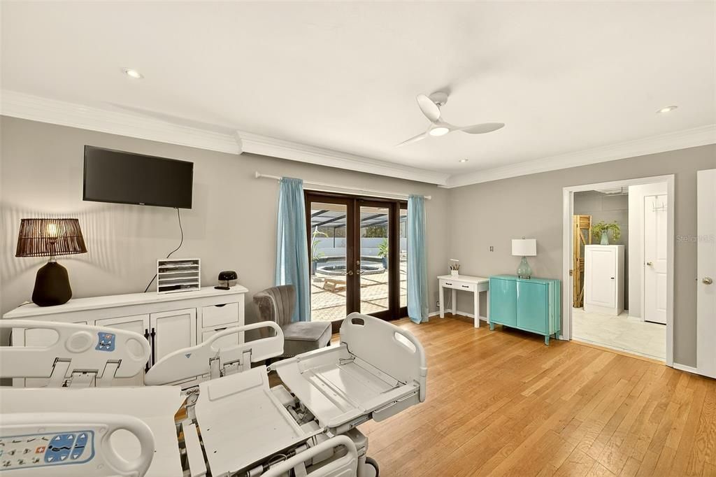 Activo con contrato: $1,390,000 (6 camas, 6 baños, 4922 Pies cuadrados)