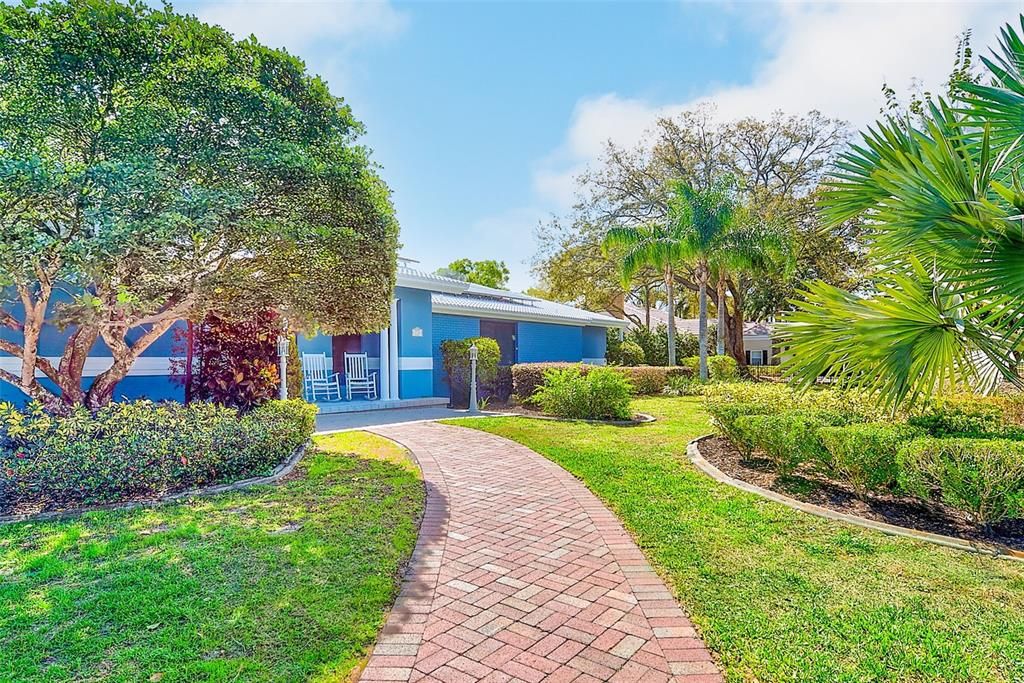 Activo con contrato: $1,390,000 (6 camas, 6 baños, 4922 Pies cuadrados)