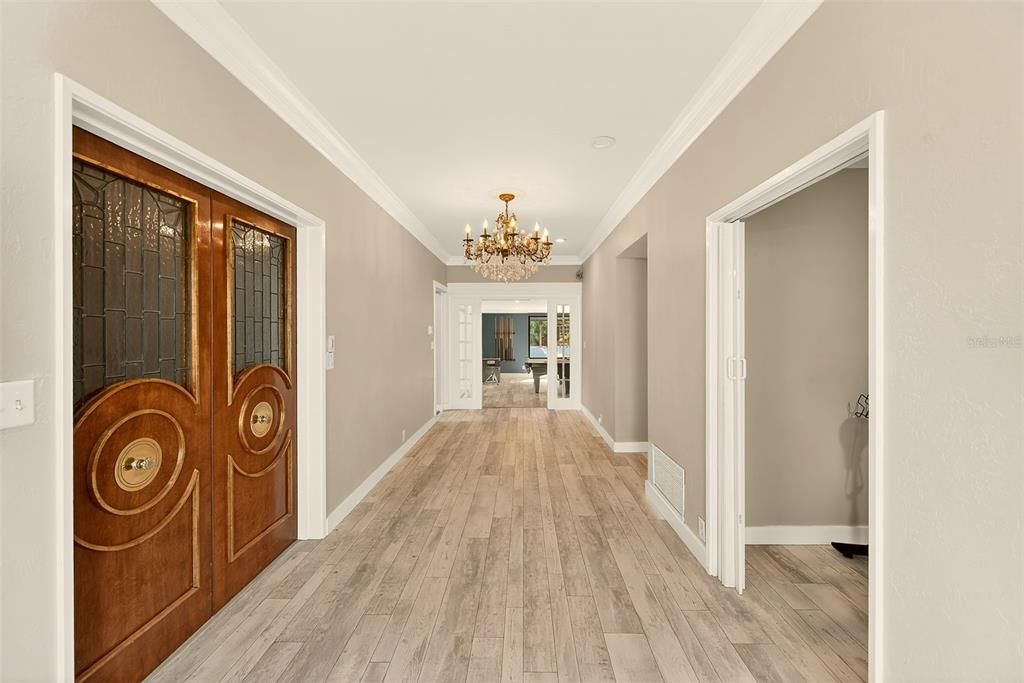 Activo con contrato: $1,390,000 (6 camas, 6 baños, 4922 Pies cuadrados)