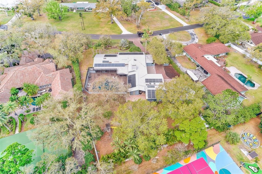 Activo con contrato: $1,390,000 (6 camas, 6 baños, 4922 Pies cuadrados)