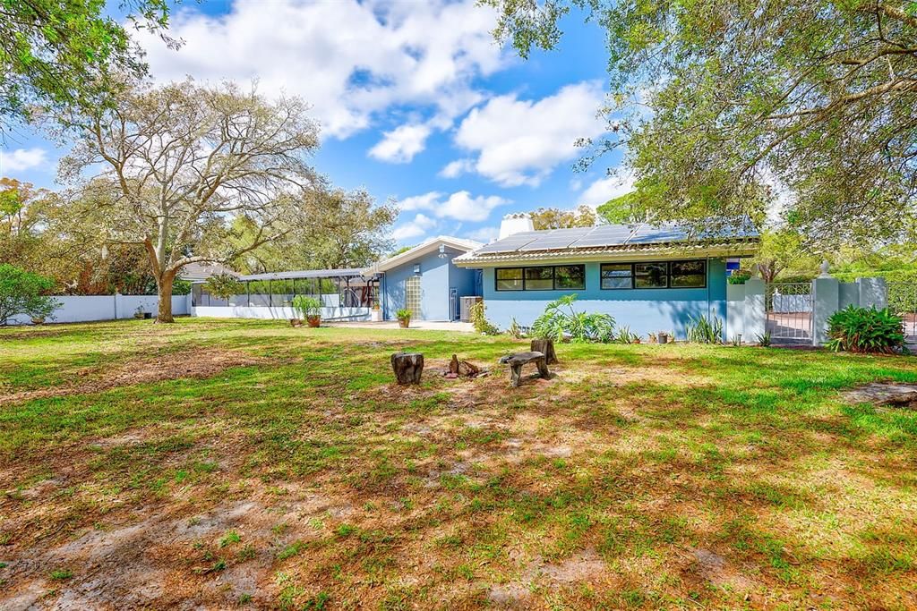 Activo con contrato: $1,390,000 (6 camas, 6 baños, 4922 Pies cuadrados)