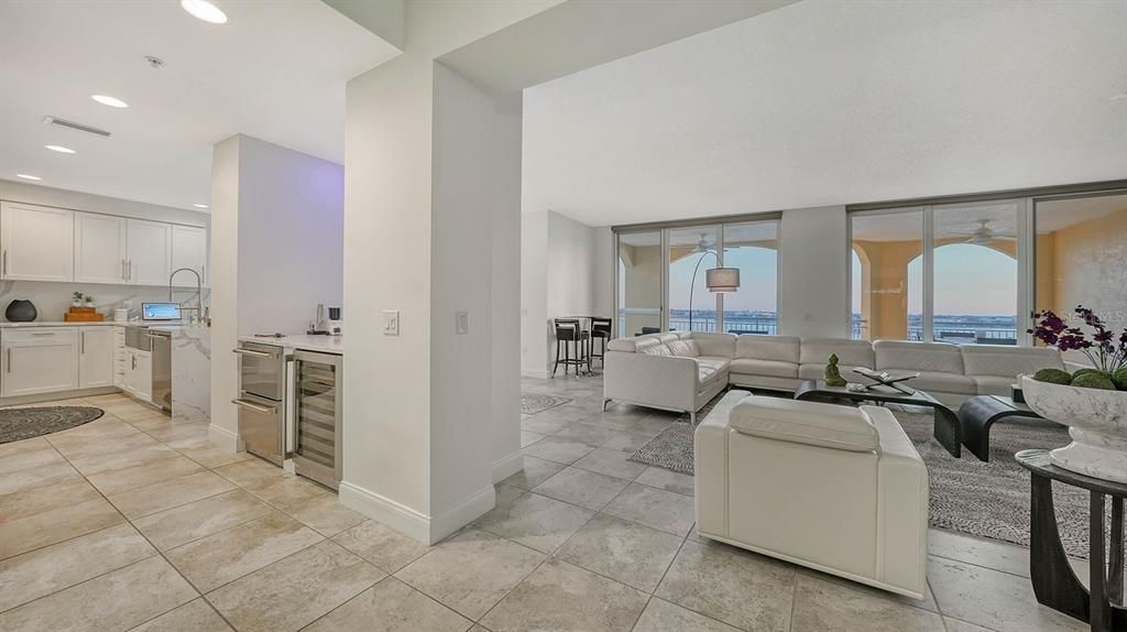 Activo con contrato: $1,539,999 (3 camas, 4 baños, 4244 Pies cuadrados)