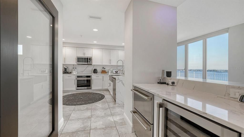 Activo con contrato: $1,539,999 (3 camas, 4 baños, 4244 Pies cuadrados)