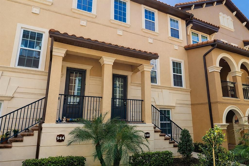 En Venta: $399,000 (4 camas, 3 baños, 2168 Pies cuadrados)